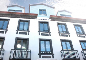 Faial Marina Apartments 1